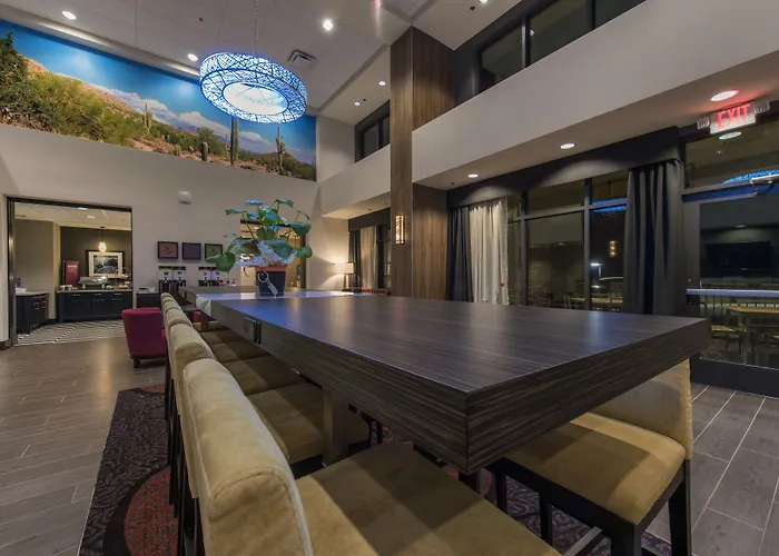 Hampton & Phoenix/tempe Hotel 3*