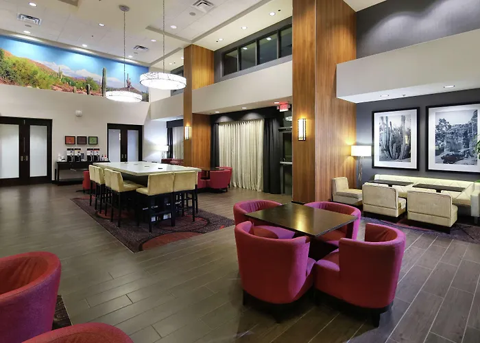 Hampton & Phoenix/tempe Hotel