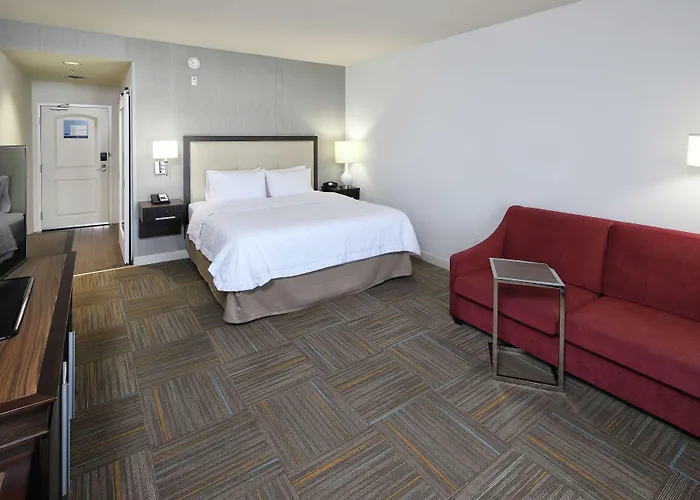 Hampton & Phoenix/tempe Hotel 3*